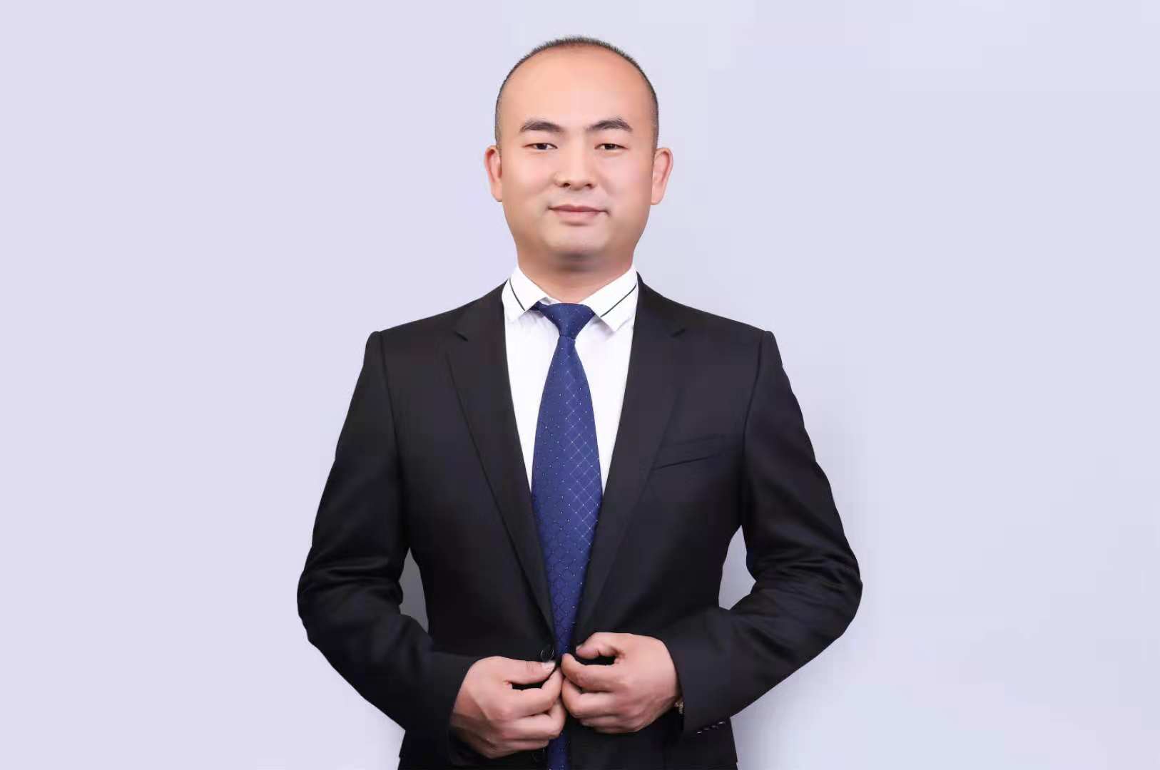 总经理-李晓龙
